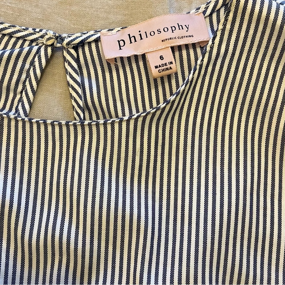 3/$19 Philosophy Blue pinstripe ruffle tunic blouse top - Picture 9 of 16